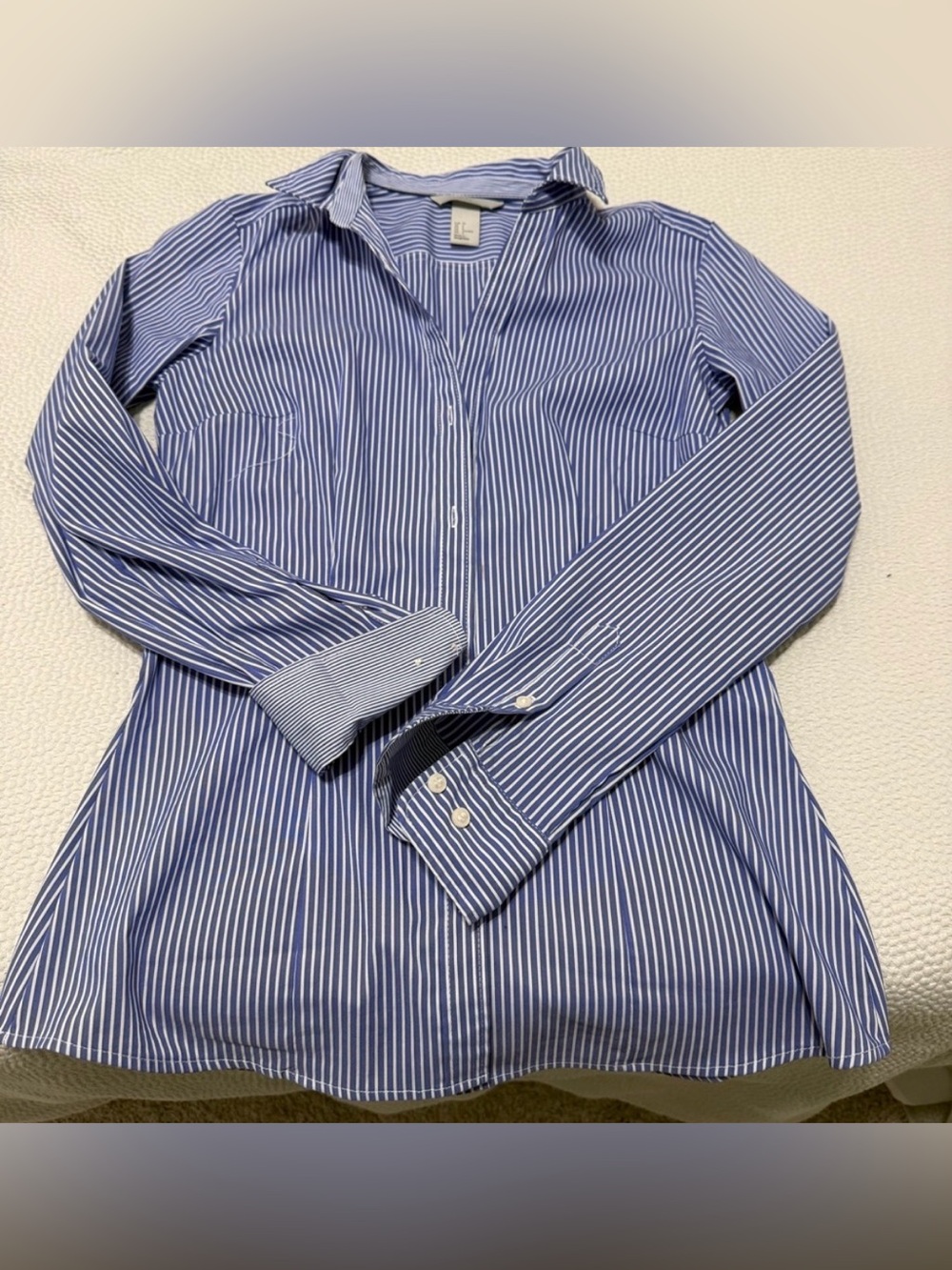 H&M Blue and White Striped Button-Up Shirt